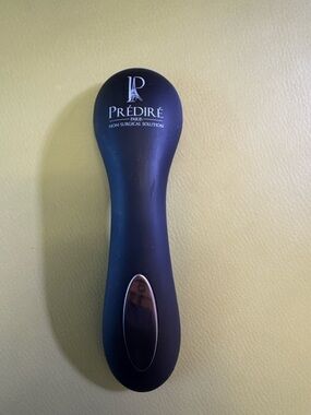 PRÉDIRÉ Paris Non Surgical Solution Applicator Device - Black